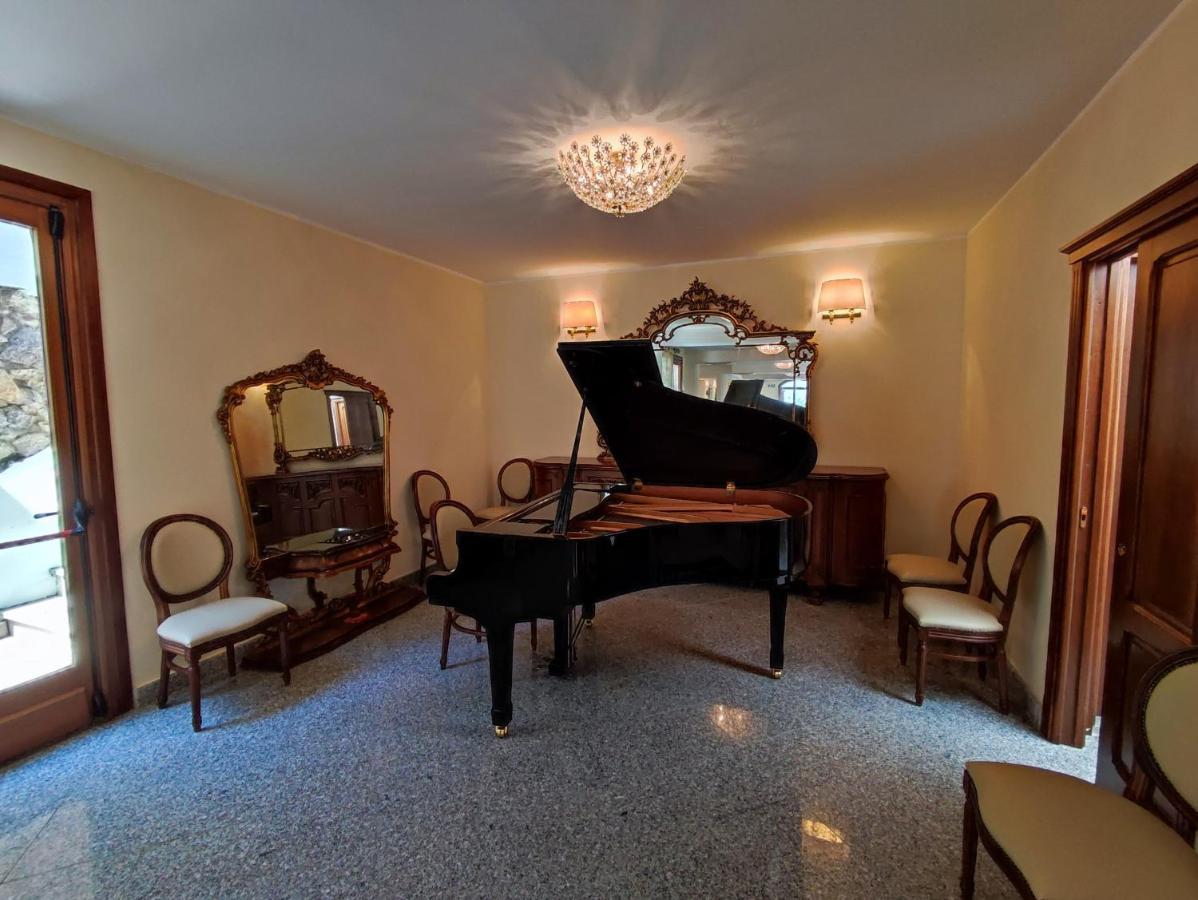 Hotel Hieracon Carloforte  Extérieur photo