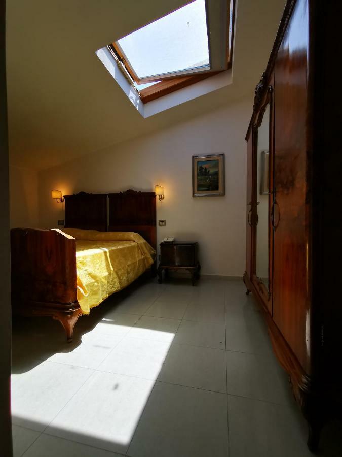 Hotel Hieracon Carloforte  Extérieur photo